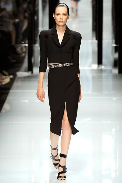 Look 26